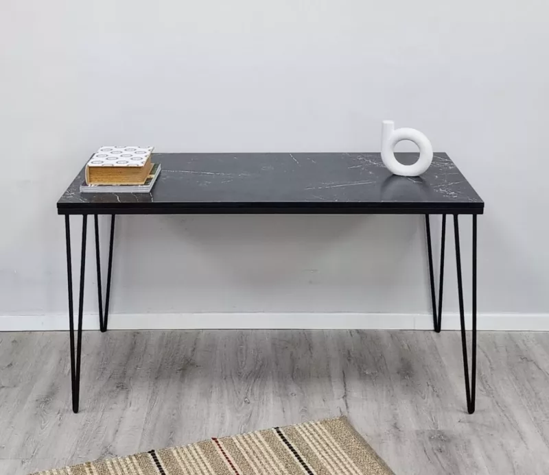 שולחן עבודה דמוי שיש